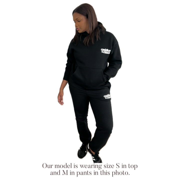 CUDDLES AND CHAOS SET MIDNIGHT