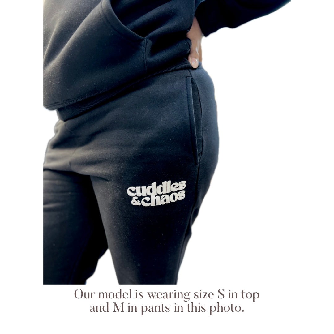 CUDDLES AND CHAOS SET MIDNIGHT